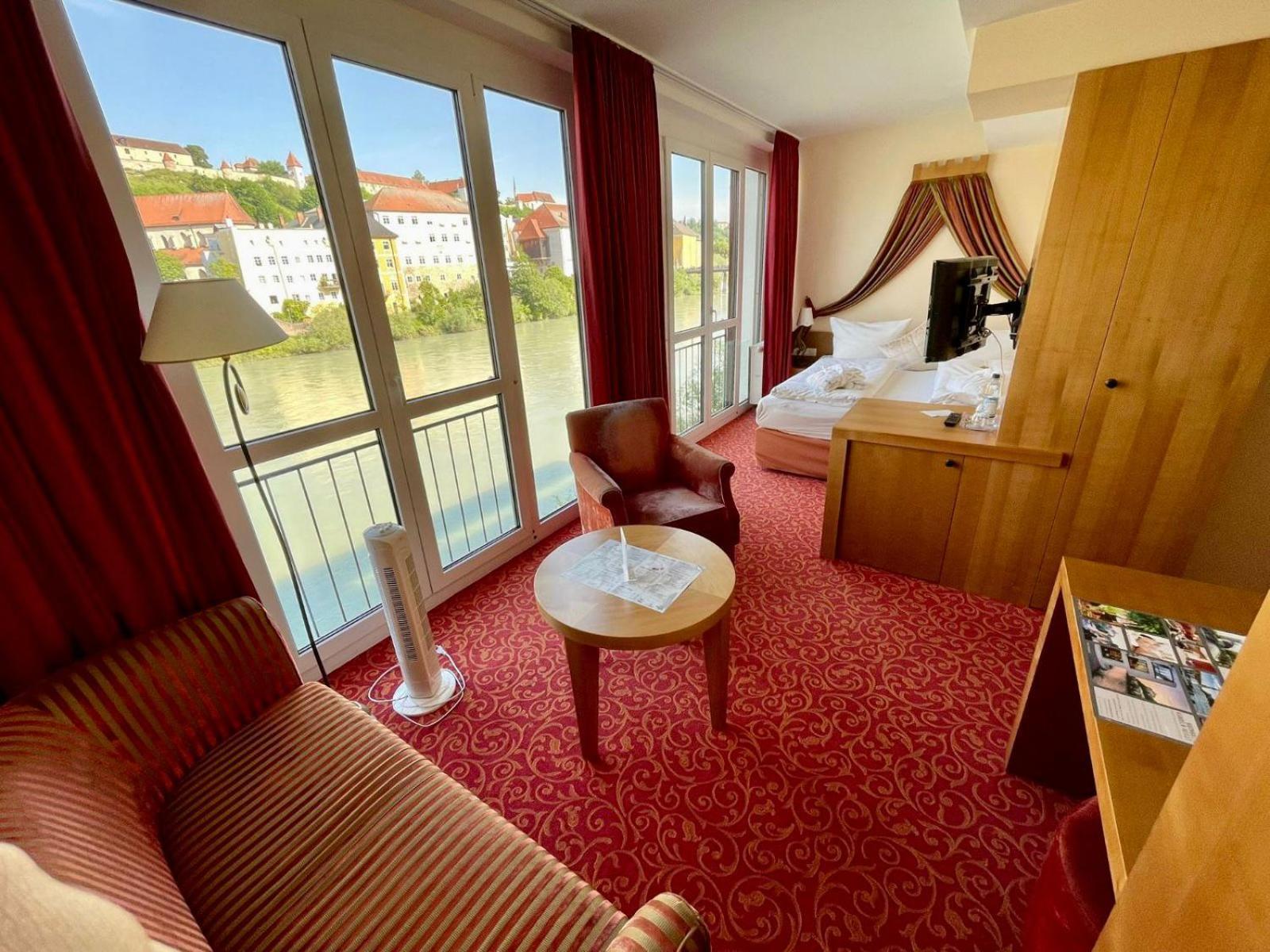 Hotel Burgblick Hochburg-Ach Eksteriør bilde